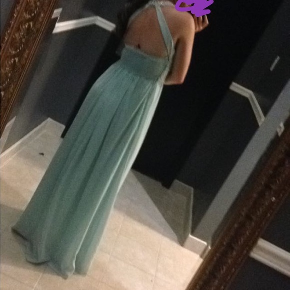 Event dresses - Picture 3 of 3